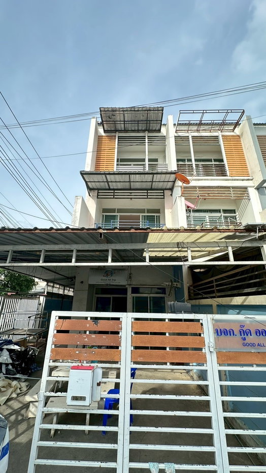 รูป CS624 ขายด่วนวันนี้ 🎯 ทาวน์โฮม 2 ชั้น ตามสภาพ ซอยนาคนิวาส 48 แยก 14 - รูปที่ 1/14
