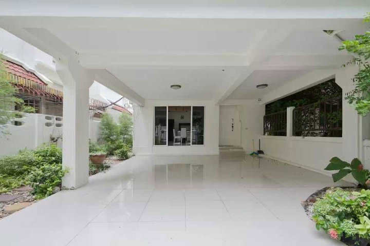รูป LTH15902 - House for Rent Phrom Phong | Sukhumvit 31 | 120,000 THB | บ้านเดี่ยวให้เช่า พร้อมพงษ์ สุขุมวิท 31 - รูปที่ 12/14