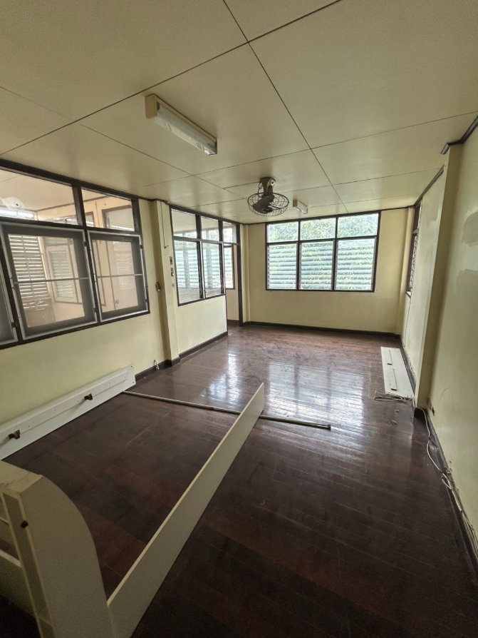 รูป CS628 🚨🔥 ขายด่วน! บ้านเดี่ยวตามสภาพ ทำเลลาดพร้าว 109 แยก 15 มาพร้อมกับพื้นที่ขนาดจุกๆ - รูปที่ 16/27