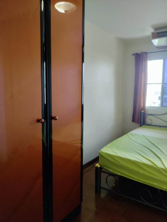 picture Furnished rental room, ready to move in. - 6/13