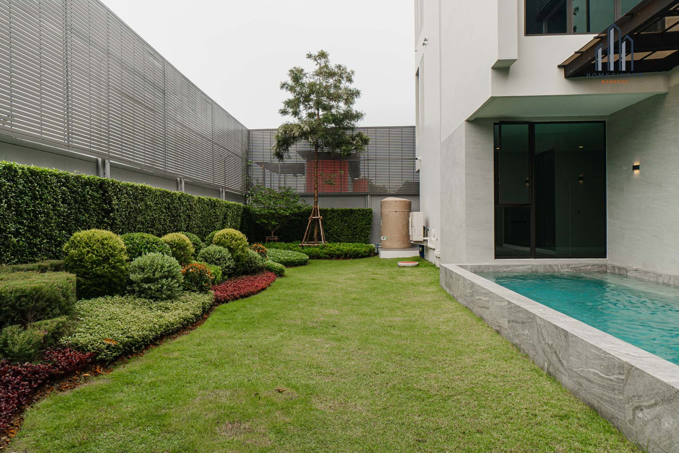 picture 95E1 – Ninety Five East One 4 bedrooms, for sale - 24/69