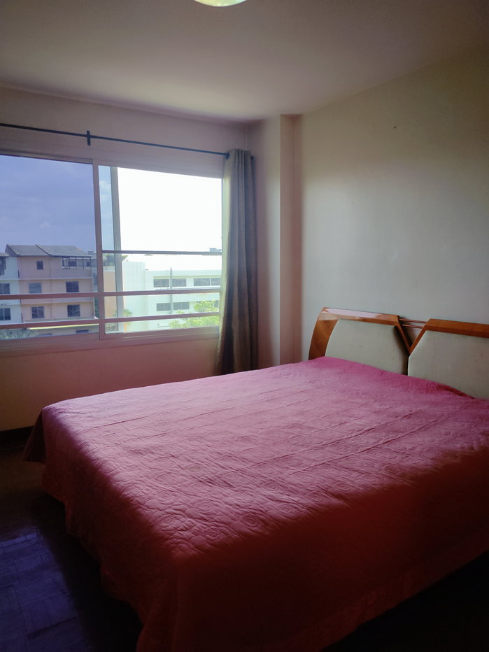 picture Furnished rental room, ready to move in. - 8/13