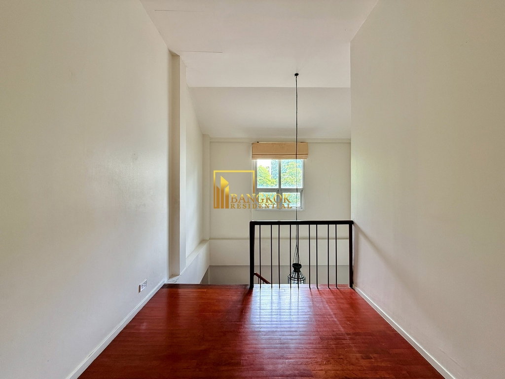 รูป Expansive 4 Bedroom House With Pool Near Thonglor Area - BR28183SH - รูปที่ 25/38