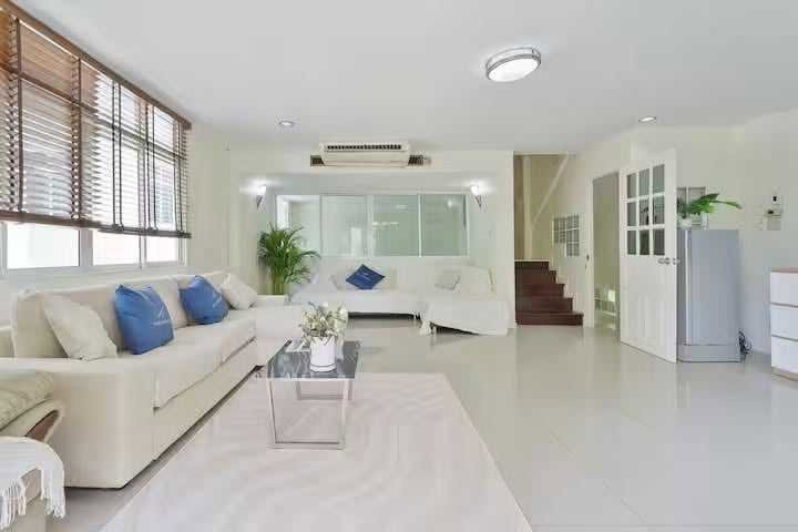 รูป LTH15902 - House for Rent Phrom Phong | Sukhumvit 31 | 120,000 THB | บ้านเดี่ยวให้เช่า พร้อมพงษ์ สุขุมวิท 31 - รูปที่ 9/14