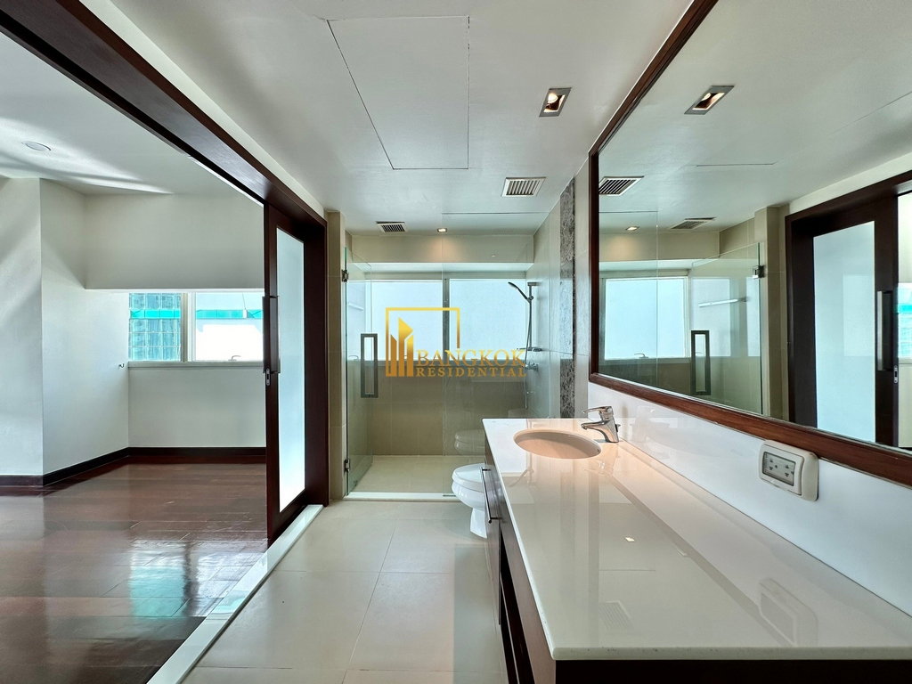 รูป Le Raffine 31 | 3 Bedroom Duplex Condo With Private Pool - BR18662CD - รูปที่ 33/64