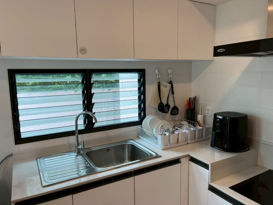รูป 🏡✨ ให้เช่าบ้านเดี่ยวหรู | มัณฑนา 100+ กาญจนาฯ–บางบอน 5 📍 บ้านแปลงมุม ทิศใต้ รับลมดี พร้อมเฟอร์นิเจอร์และเครื่องใช้ไฟฟ้าระดับ Premium - รูปที่ 12/14