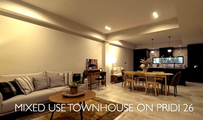 ทาวน์โฮม ดองกิ มอลล์ ทองหล่อ   : Townhouse in Sukhumvit 71 4 bedrooms, for sale