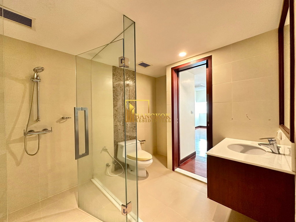 รูป Le Raffine 31 | 3 Bedroom Duplex Condo With Private Pool - BR18662CD - รูปที่ 37/64