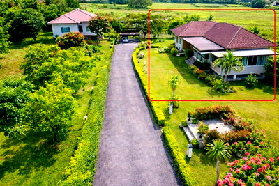 บ้านเดี่ยวให้เช่า : บ้านพักสไตล์รีสอร์ตในเขาใหญ่180 ตร.ม.ทองสมบูรณ์ 7 กม. แม็คโคร ปากช่อง 2นอน 2 น้ำ บรรยากาศ เงียบสงบ ร่มรื่น วิวภูเขา ทิวทัศน์ของภูเขา
