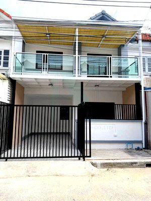 ทาวน์โฮม นนทบุรี : 📌 ขายทาวน์เฮาส์ โครงการ บ้านบัวทอง 4 2 ชั้น 3 ห้องนอน 2 ห้องน้ำ