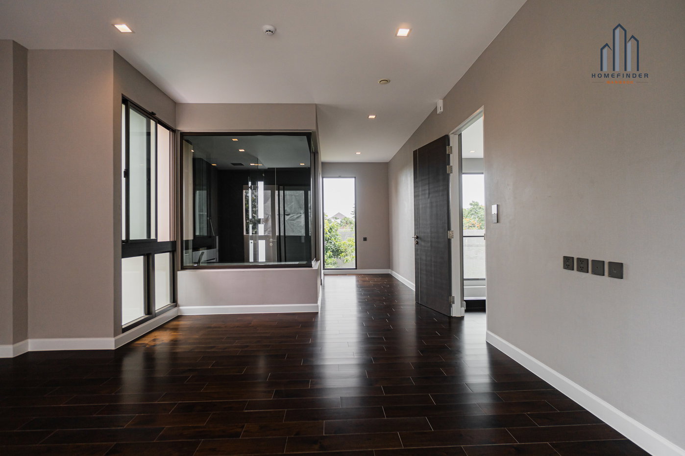 picture 95E1 – Ninety Five East One 4 bedrooms, for sale - 64/69