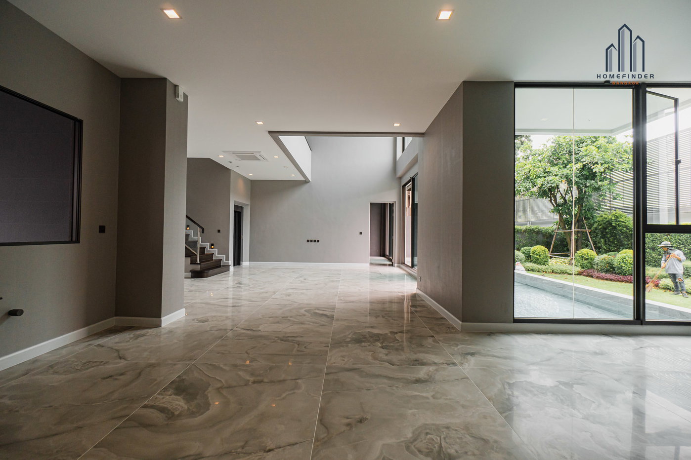 picture 95E1 – Ninety Five East One 4 bedrooms, for sale - 62/69