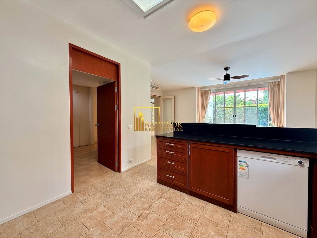 รูป Expansive 4 Bedroom House With Pool Near Thonglor Area - BR28183SH - รูปที่ 15/38