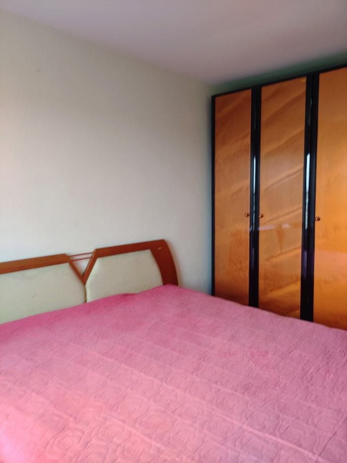 picture Furnished rental room, ready to move in. - 9/13