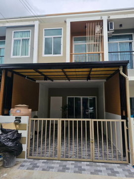 ทาวน์เฮ้าส์รีโนเวทใหม่ ทำเลดี เดินทางสะดวก หมู่บ้านณราธร ถนนสุวินทวงศ์ 23 แขวงลำผักชี เขตหนองจอก 