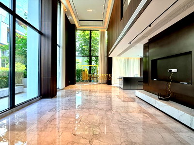เช่าบ้านเดี่ยว ถนนเพชรบุรี กรุงเทพฯ : Culture 188 | Modern 5 Bedroom Luxury House on Rama 9 Road - BR28356SH