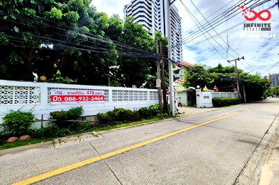 ที่ดิน ม.หอการค้าไทย : ขายบ้านพร้อมที่ดิน 478 ตร.ว. ลาดพร้าว 10 เขตจตุจักร ใกล้ MRT พหลโยธิน