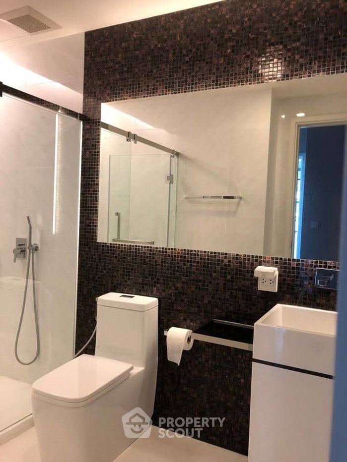 รูป ใกล้ BTS พระโขนง 100 ม. | คอนโด 2 ห้องนอน The Room Sukhumvit 69 (ID 3065426) - รูปที่ 12/12