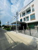 listing thumbnail image 3