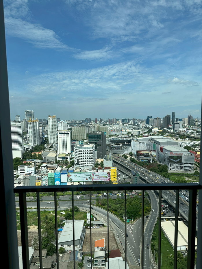 รูป  IDEO Rama 9-Asoke | ห้อง Duplex | ชั้นสูง | วิวใจกลางเมือง - รูปที่ 26/26