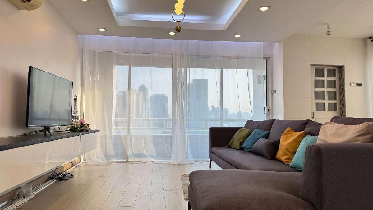 รูป ✨ศรีวราแมนชั่น | ห้องใหญ่ 3 ห้องนอน 🛏️ 2 ห้องน้ำ (มีอ่าง jacuzzi) 🛁 - รูปที่ 3/12