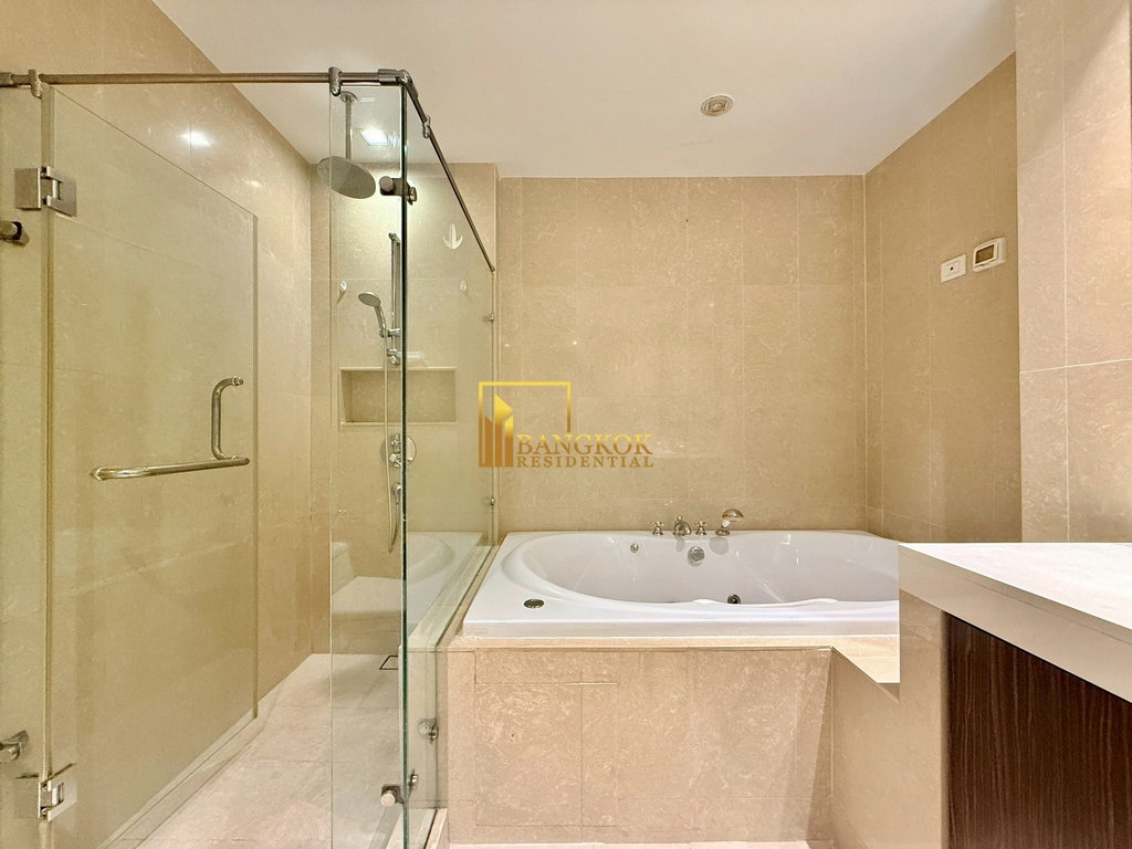 picture Athenee Residence | Remarkable 3 Bed Condo in Phloenchit - BR1855CD - 17/57