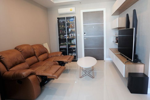 🏙️✨ FOR RENT: The Metropolis Samrong Interchange — HIGH-FLOOR MODERN LIVING NEAR BTS & MRT!  💰 Rental Price: 11,000 THB/month 