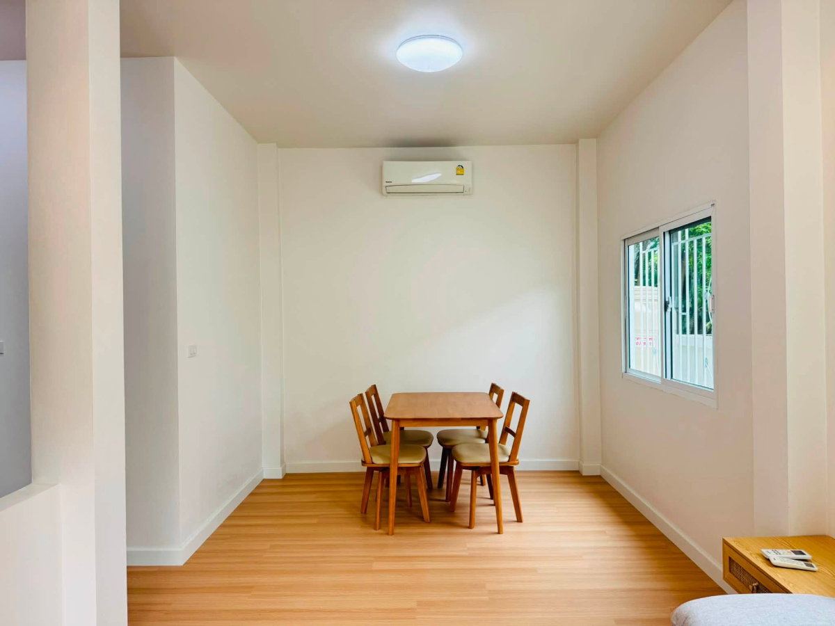 รูป ให้เช่าหมู่บ้านซันฟอร์เรสต์ | ตำบลป่าแดด บ้านสร้างใหม่ พร้อมเฟอร์นิเจอร์ครบ เข้าอยู่ได้ทันที บรรยากาศเงียบสงบ เพื่อนบ้านน่ารัก ใกล้สนามบิน RH-15 - รูปที่ 5/21