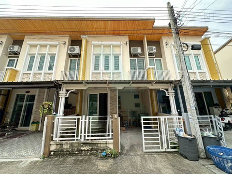 ให้เช่าคอนโด โกลเด้น ทาวน์ 2 อ่อนนุช - ลาดกระบัง อาคาร  ชั้น  3 ห้องนอน ขนาด 100 ตรม ใกล้ The Paseo Park ลาดกระบัง