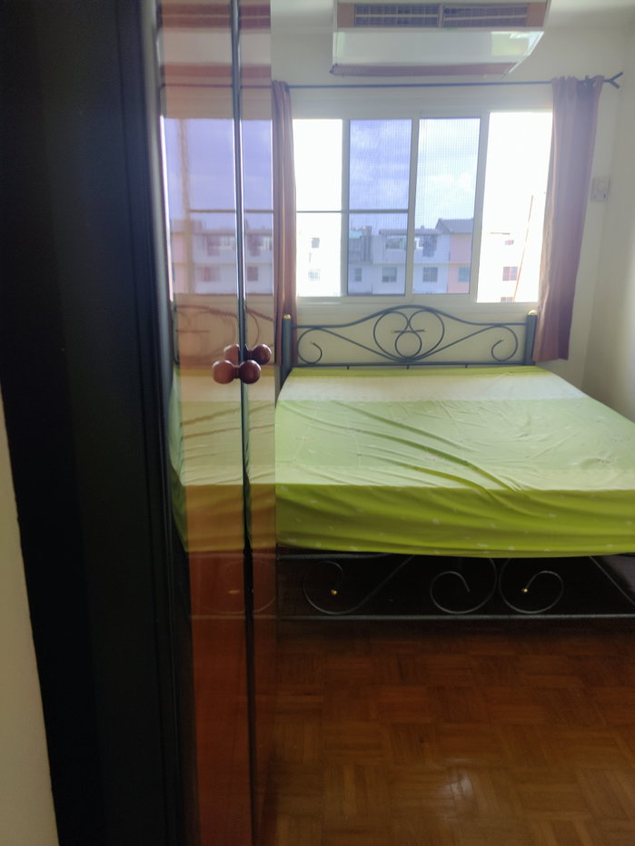 picture Furnished rental room, ready to move in. - 5/13