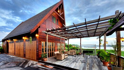 บ้านเดี่ยว วิทยาลัยเทคนิคปทุมธานี : ขายบ้านพร้อมที่ดิน Luxury House ติดริมแม่น้ำเจ้าพระยา เนื้อที่ 1 ไร่ อำเภอเมืองปทุมธานี ราคา 35 ล้านบาท