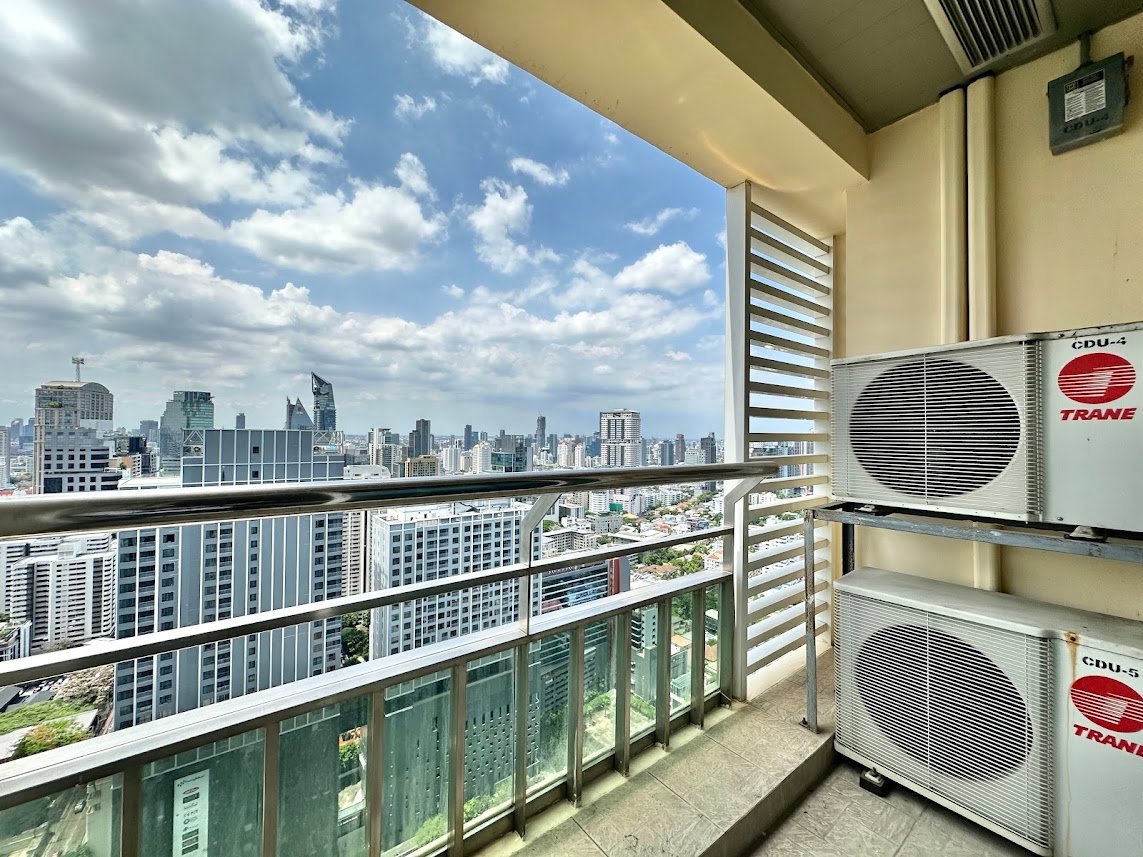 รูป Ideal 24 | Expansive 4 Bedroom Luxury Condo in Phrom Phong - BR11809CD - รูปที่ 34/57