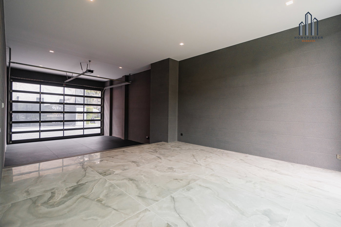 picture 95E1 – Ninety Five East One 4 bedrooms, for sale - 45/69