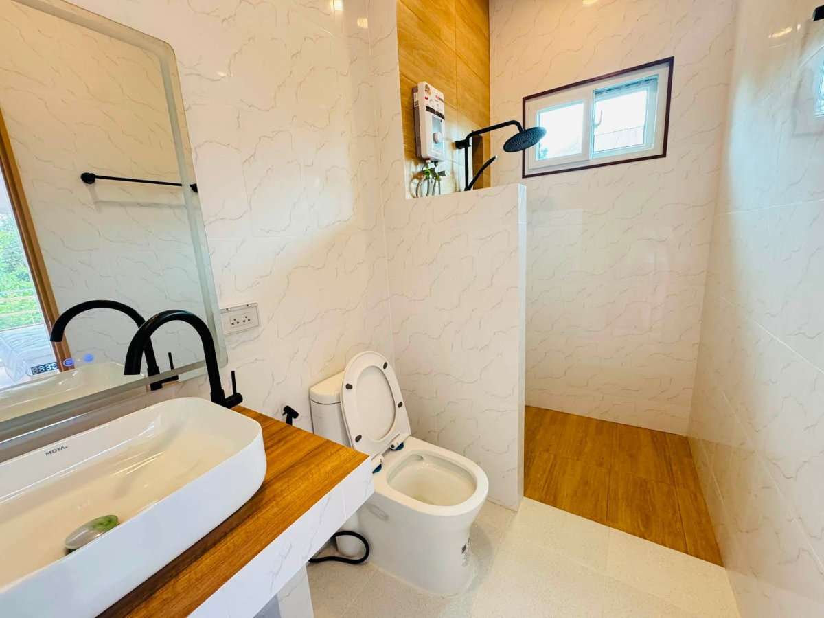 รูป ให้เช่าหมู่บ้านซันฟอร์เรสต์ | ตำบลป่าแดด บ้านสร้างใหม่ พร้อมเฟอร์นิเจอร์ครบ เข้าอยู่ได้ทันที บรรยากาศเงียบสงบ เพื่อนบ้านน่ารัก ใกล้สนามบิน RH-15 - รูปที่ 10/21