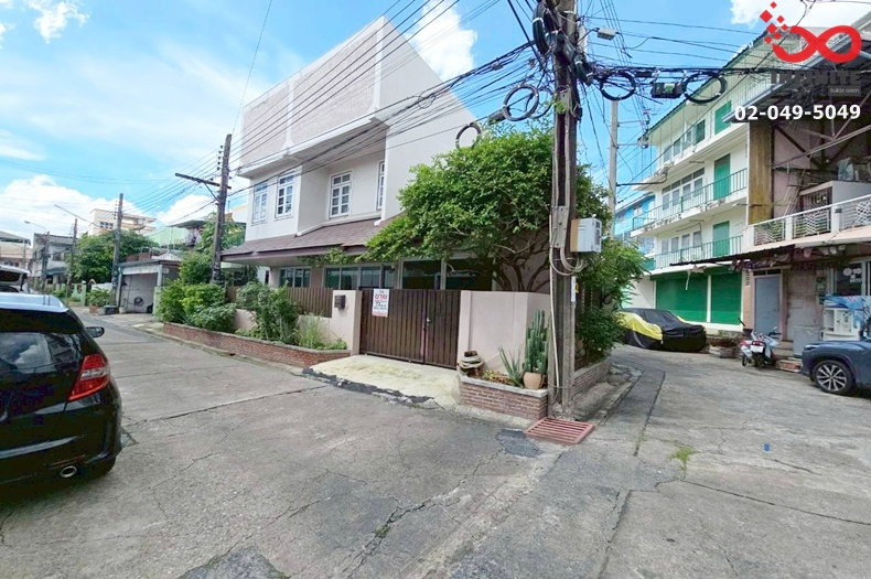 รูป ขายทาวน์เฮาส์ 2 ชั้น 27 ตรว. ถนนนวมินทร์ หมู่บ้านปรีชา 2 นวมินทร์ 65 หลังมุม ใกล้ MRT บางกะปิ - รูปที่ 3/12