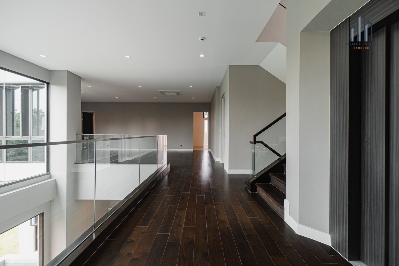 picture 95E1 – Ninety Five East One 4 bedrooms, for sale - 69/69