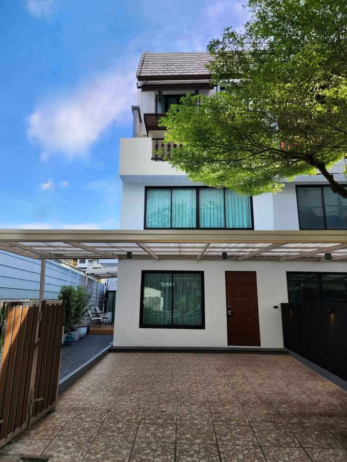 picture ST14039 - Townhome Areeya Mandarina Sukhumvit 77 : BTS Onnut - 2/13