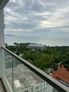 The Peak Tower with great sea view on Pratumnak Hills for sale below market price