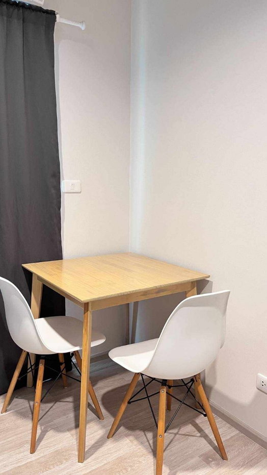 picture Selling price 1,950,000 only higher floor  - 6/12