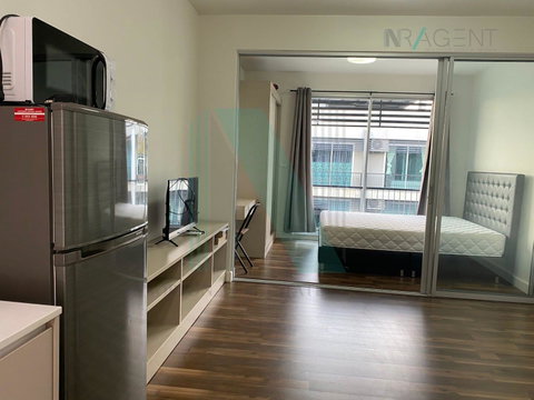 🎉 ขายคอนโด เอ สเปซ มี สุขุมวิท 77 อาคาร C ชั้น 8 1 ห้องนอน ขนาด 30.00 ตรม ใกล้ Pickadaily Bangkok