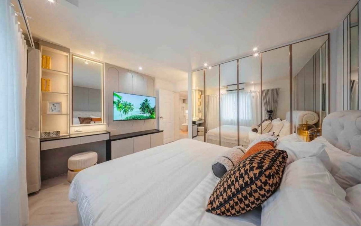 รูป ✨ Fortune Condominium ✨ คอนโดขนาดใหญ่ เหมาะสำหรับครอบครัว พร้อมที่จอดรถส่วนตัว เฟอร์นิเจอร์ครบ พร้อมเข้าอยู่ ตรงข้าม Astra International School✨ - รูปที่ 4/18