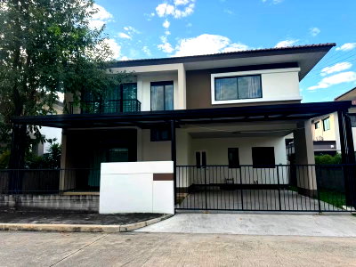 Houses for rent Chiang Mai : Cozy House for RENT! Located on Chiangmai - Doi Saket Road. Near to Central Chiangmai