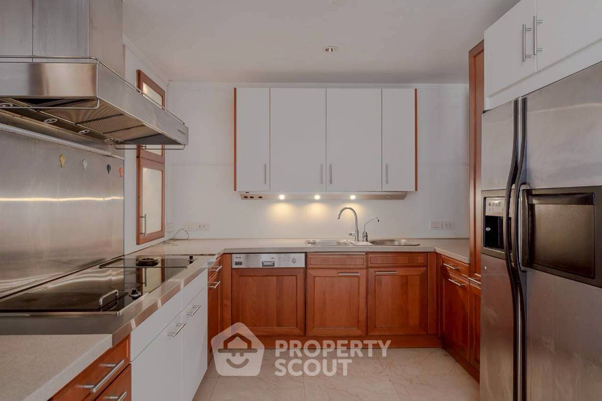 รูป คอนโด 5 ห้องนอน 698 ตร.ม. ชั้น 43 ที่ Las Colinas ใกล้ BTS อโศก 100 ม. (ID 2738708) - รูปที่ 11/16