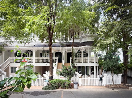 รูปภาพ For Rent / ให้เช่า 🪾 แฟนตาเซีย วิลล่า 2 Townhome แต่งสวย Cozy แปลงมุมหน้าสวน/สระว่ายน้ำ หลังใหญ่ เพียง 400 ม.จากสถานี BTS แบริ่ง