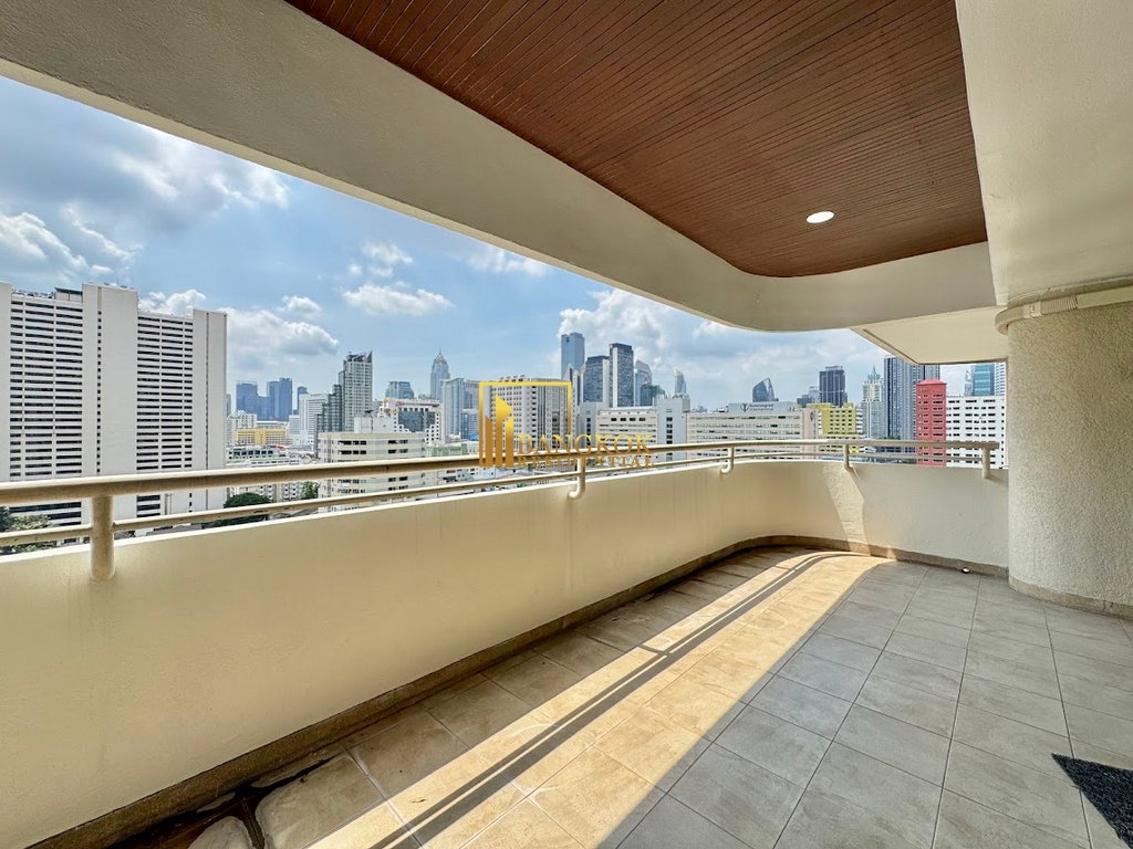 รูป Tower Park | Very Spacious 3 Bedroom Condo in Nana Area - BR13154CD - รูปที่ 9/54