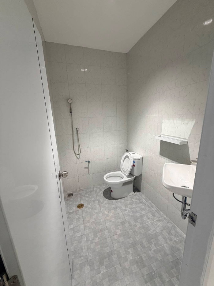 picture #E1092💕080769 2-Storey Townhome for Rent - 7/11
