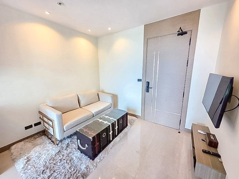 The Riviera Ocean Drive Condo for Sale 1 Bedroom Sea View