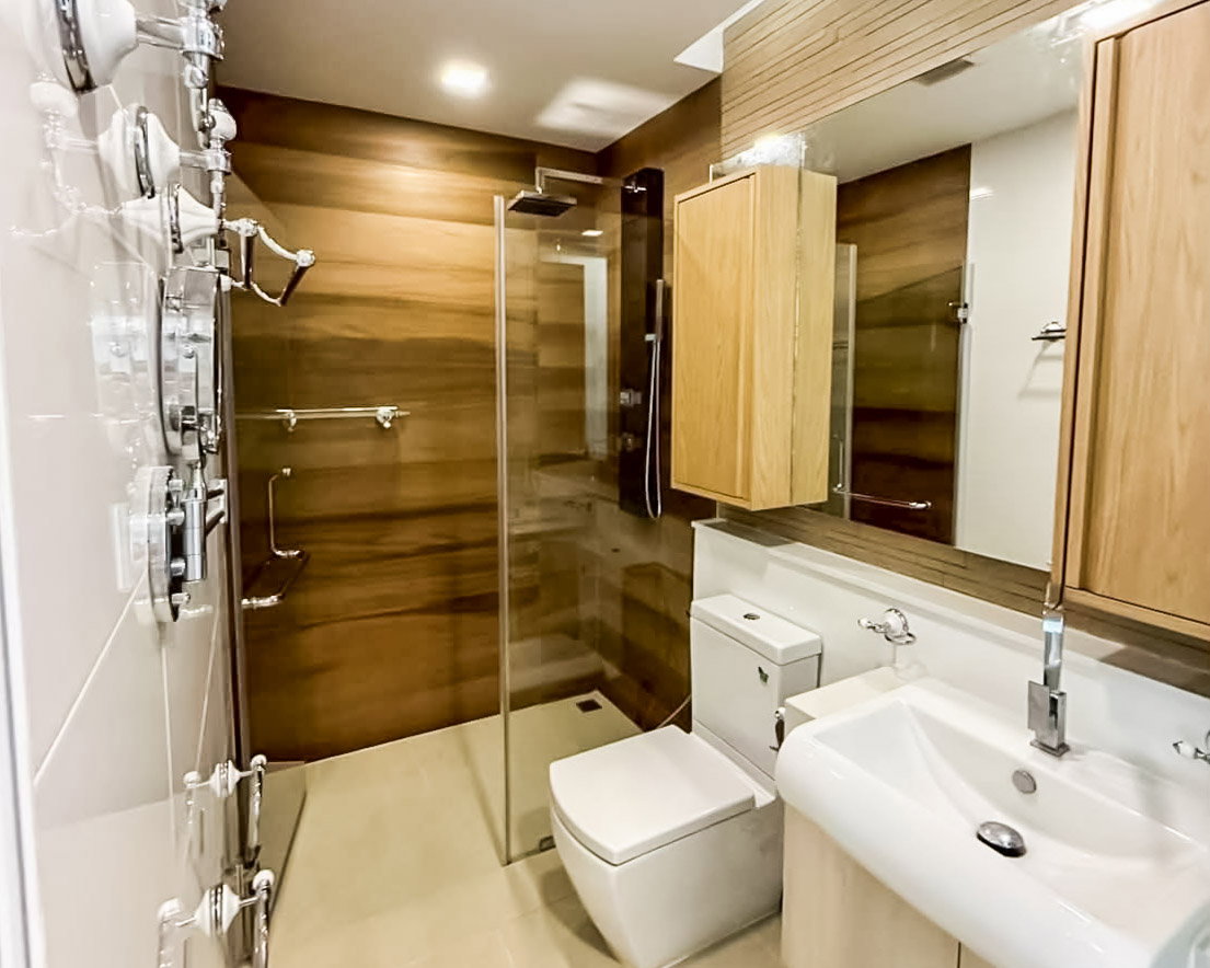 picture Del Mare Bang Saray Beachfront Condo 2 Bedroom for Sale - 13/14