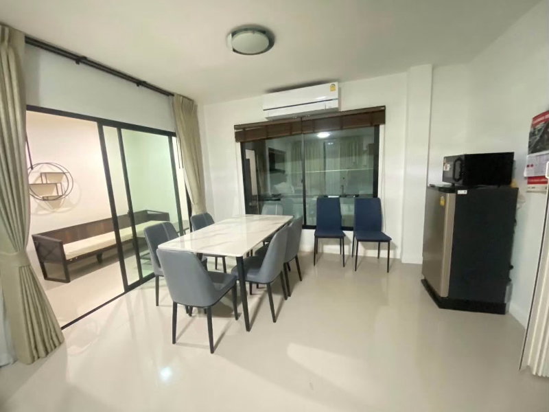 รูป 🏡 ให้เช่าบ้านเดี่ยว ในโครงการคุณภาพ มีความปลอดภัยสูง ทำเลดีมาก เดินทางสะดวก บนถนนเชียงใหม่-ดอยสะเก็ด ใกล้เซ็นทรัล เชียงใหม่ - รูปที่ 3/13