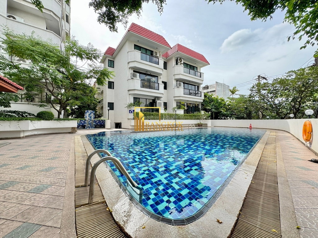 picture Baan Sathorn | Exceptional 4 Bedroom Penthouse in Prime Area - BR19428CD - 27/39